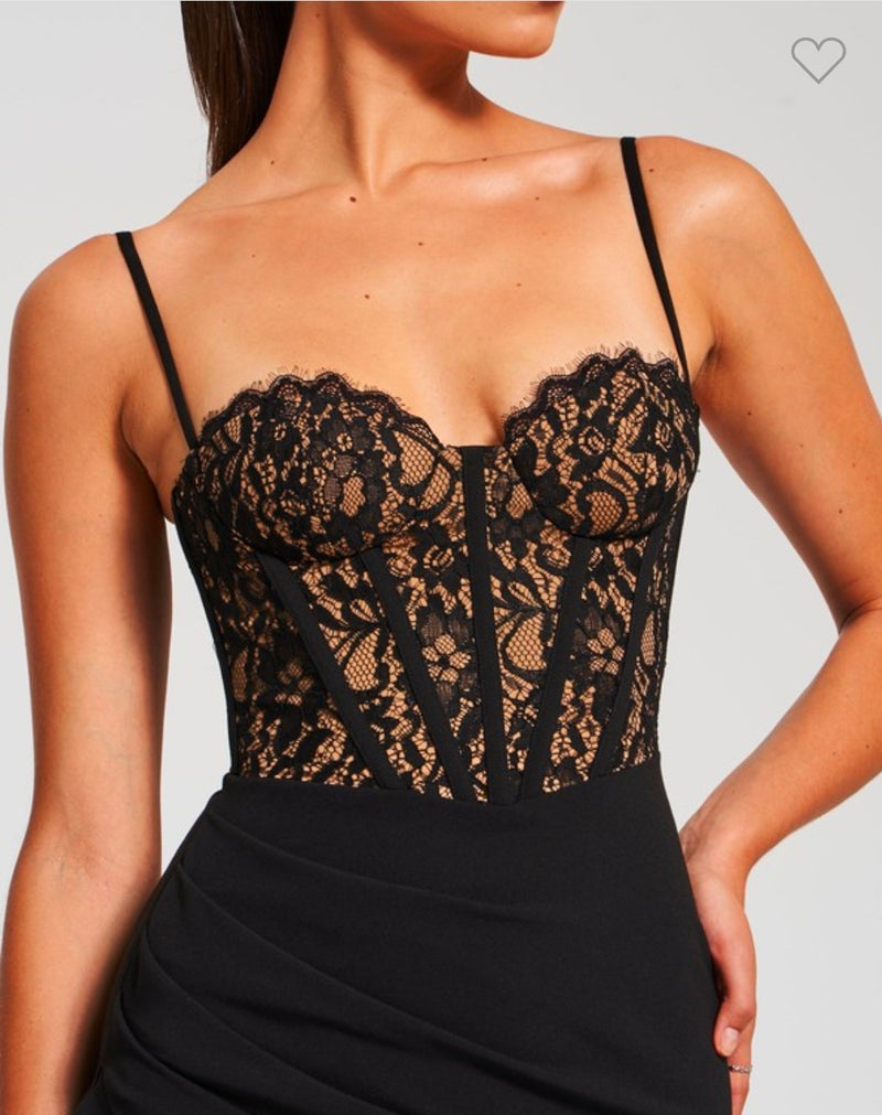 BLACK LACE CORSET MAXI DRESS